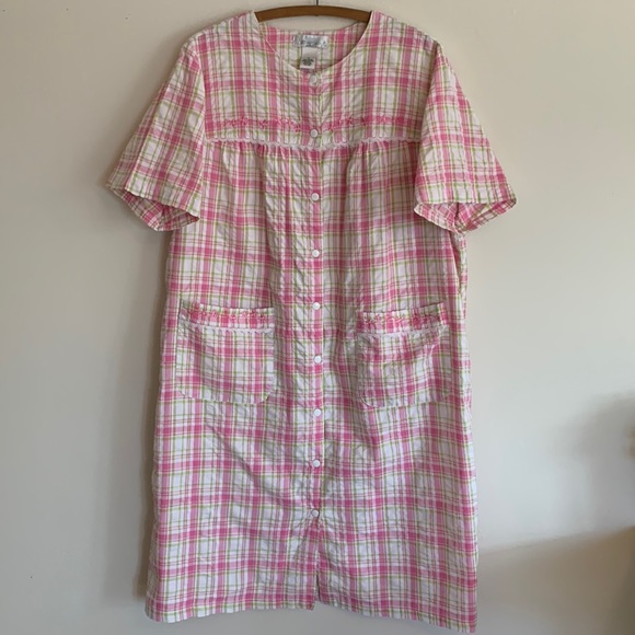 Intimate Essentials Woman Intimates & Sleepwear Intimate Essentials